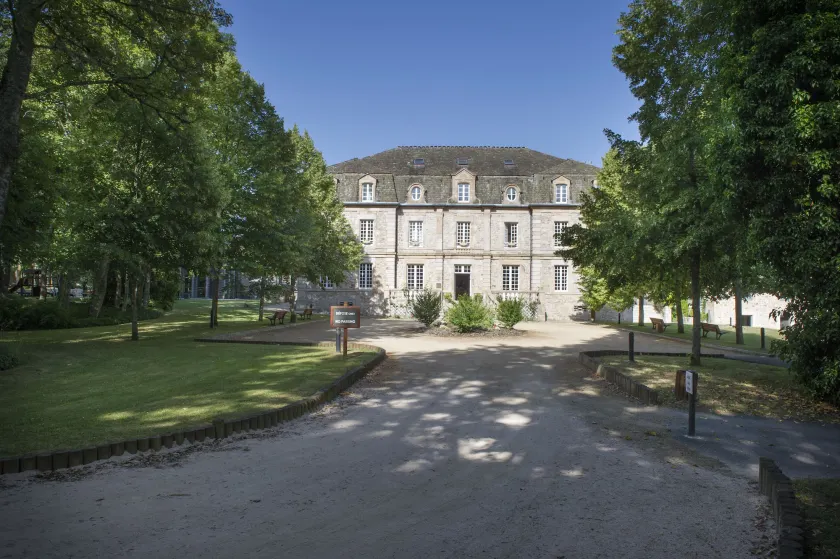 Hôtel Domaine De Barrès Langogne - Image 1