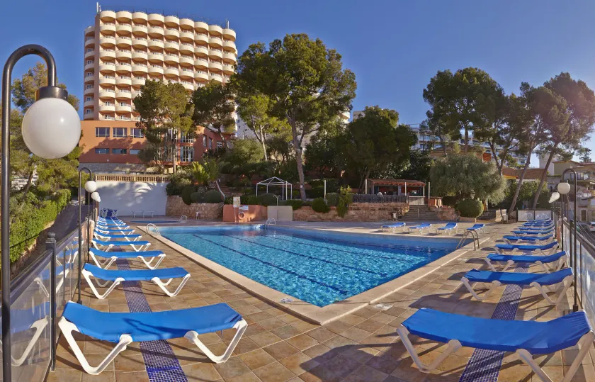MLL Blue Bay - Image 1