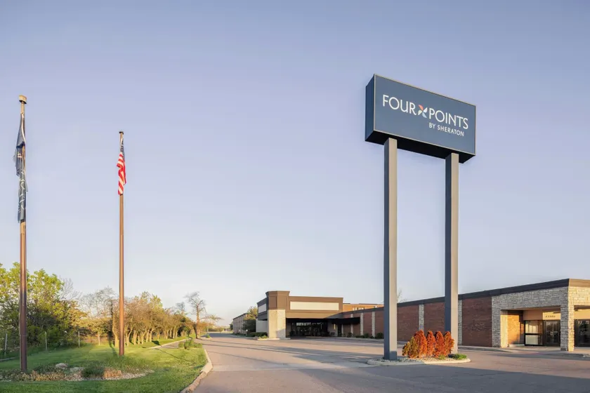 Four Points by Sheraton Detroit Novi - Image 1