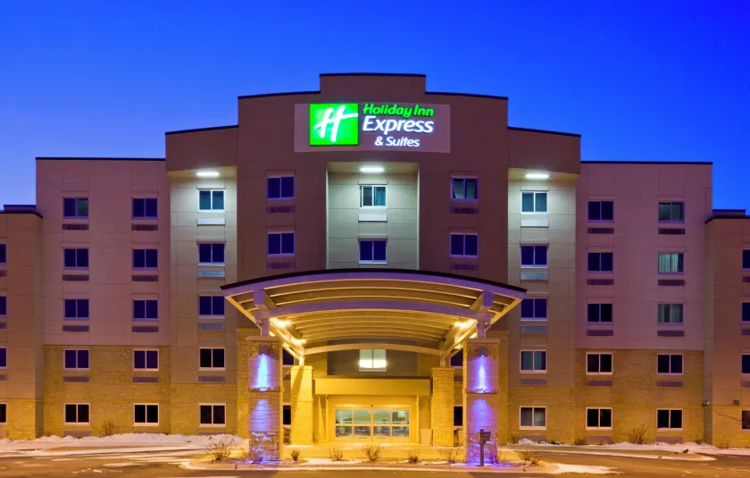 Holiday Inn Express Hotel & Suites Mankato East by IHG - Image 1