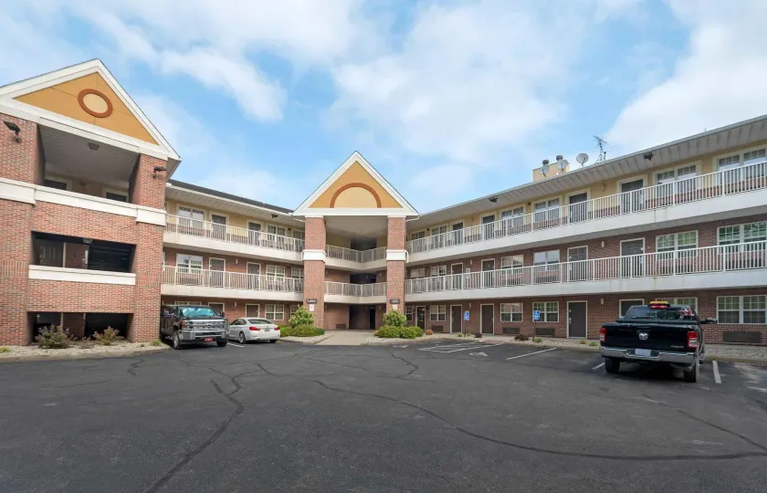 Extended Stay America Suites - Cincinnati - Springdale - I-275 - Image 1