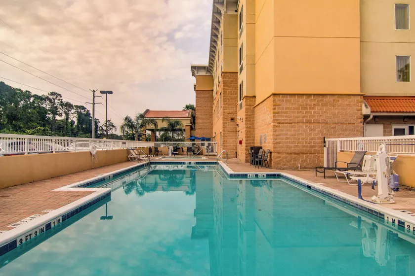 Fairfield Inn & Suites Palm Coast I-95 - Image 1