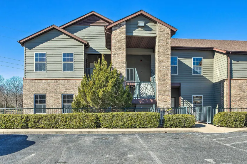 Couples Condo Retreat Overlooking Golf Course - Interiör