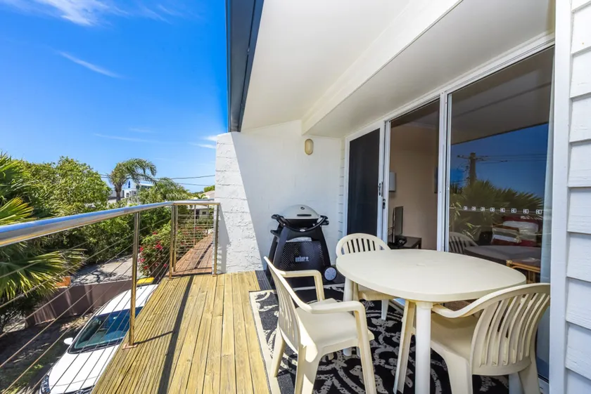 Sunbright 2/5 Petrel Street - Image 1