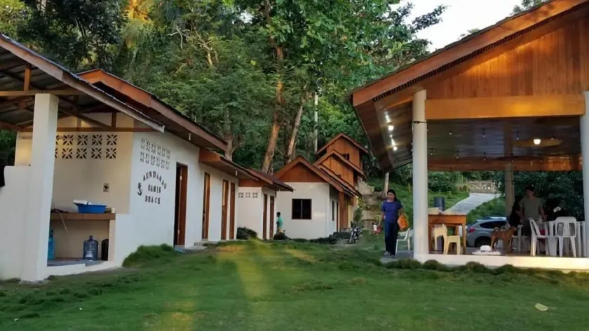 Aundanao Oasis Beach - Image 1