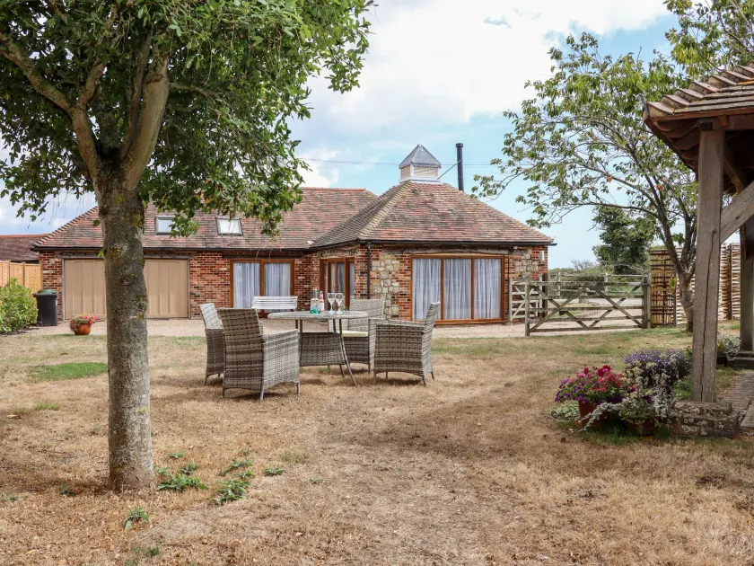 Baa Lamb Cottage - Image 1
