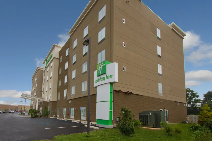 Holiday Inn Christiansburg Blacksburg by IHG - Image 1