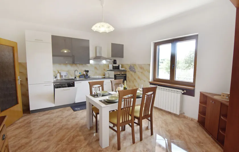 Familienfreundliches charmantes Apartment mit Terrasse | Stadtblick - Image 1