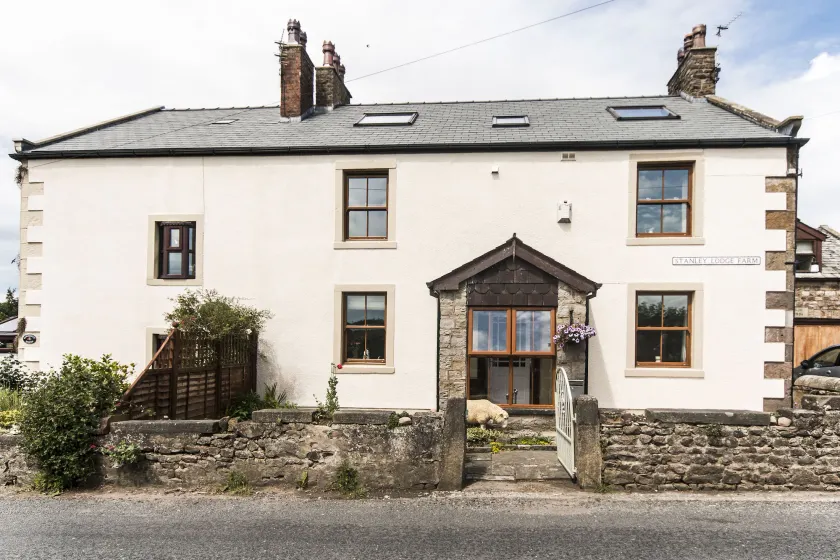 Stanley Lodge Farmhouse - Image 1