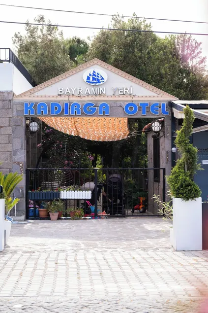 Assos Kadırga Otel - Image 1
