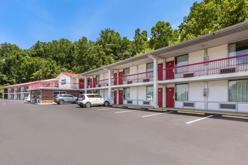 Rodeway Inn South Point - Image 1