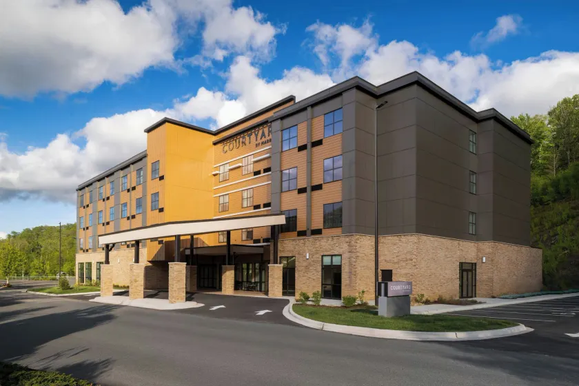 Courtyard by Marriott Sugar Mountain Banner Elk - Image 1