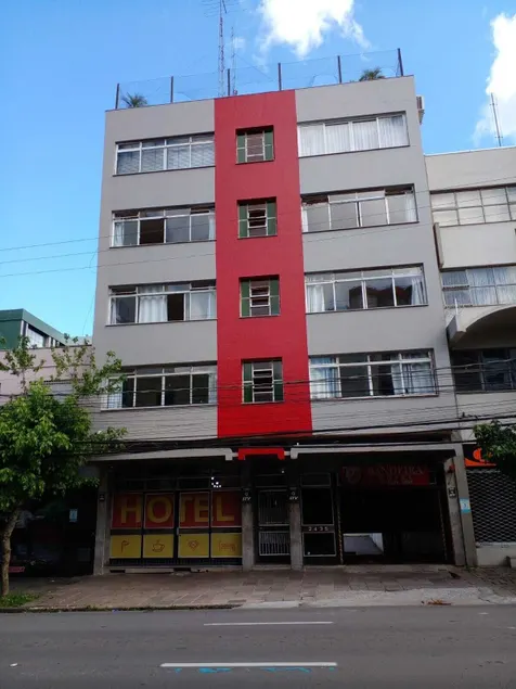 Bandeira Hotel - Image 1