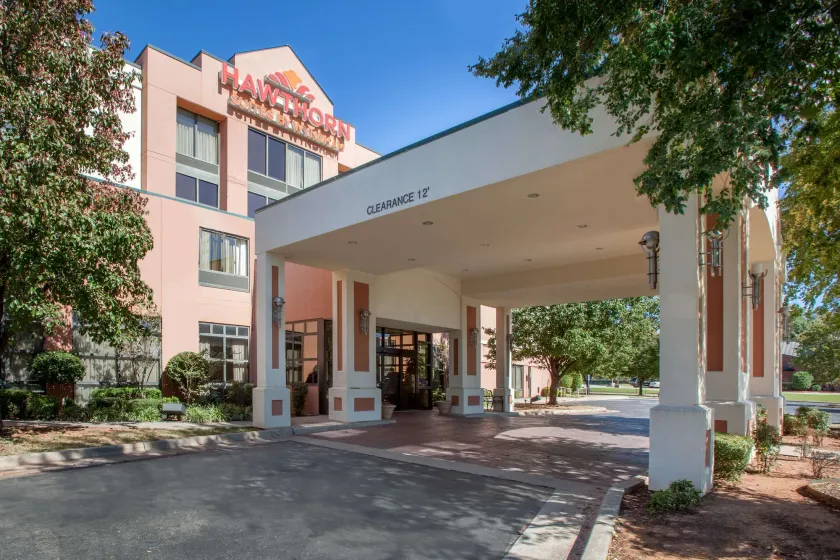 Hawthorn Suites Midwest City - Image 1