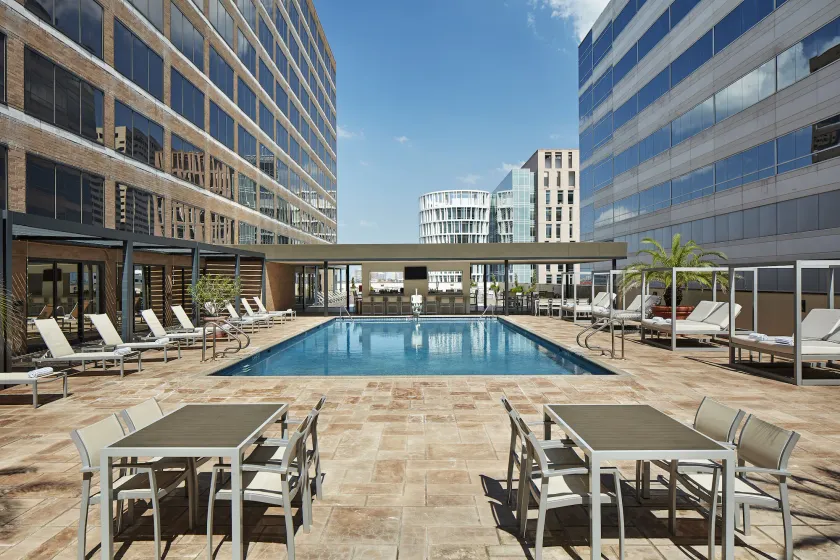 Hilton Houston Plaza/Medical Center - Image 1