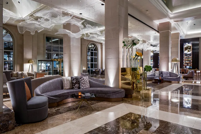 Hotel Crescent Court - Image 1