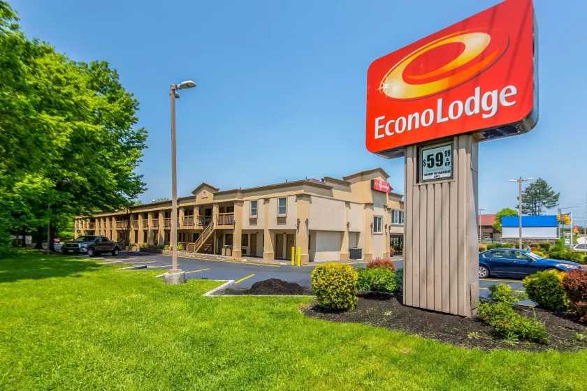 Econo Lodge Mount Laurel - Philadelphia East - Image 1