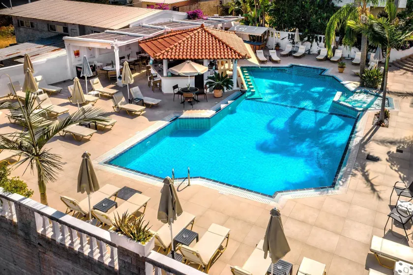 Malia Mare Hotel - Image 1