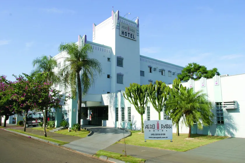 Hotel Aero Park e Estacionamento - Image 1