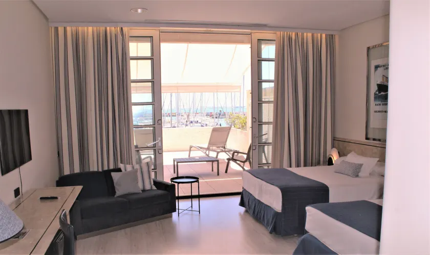 Hotel Puerto Sherry - Image 1