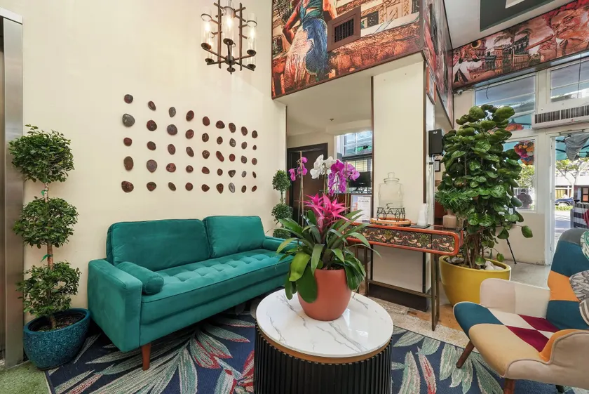 Hotel Chelsea - Coin salon dans le hall