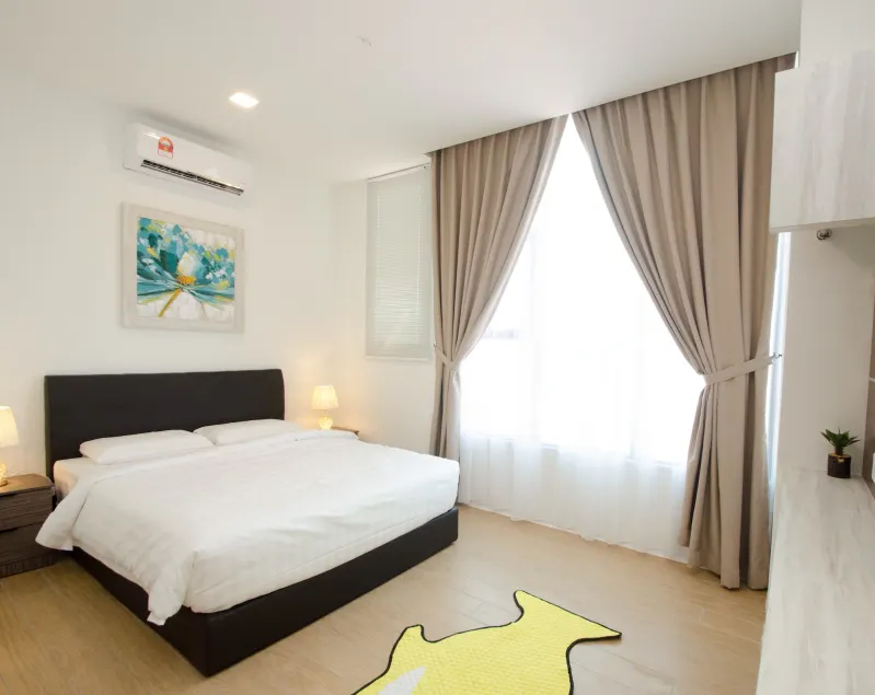 Manhattan Suites @ ITCC - Image 1