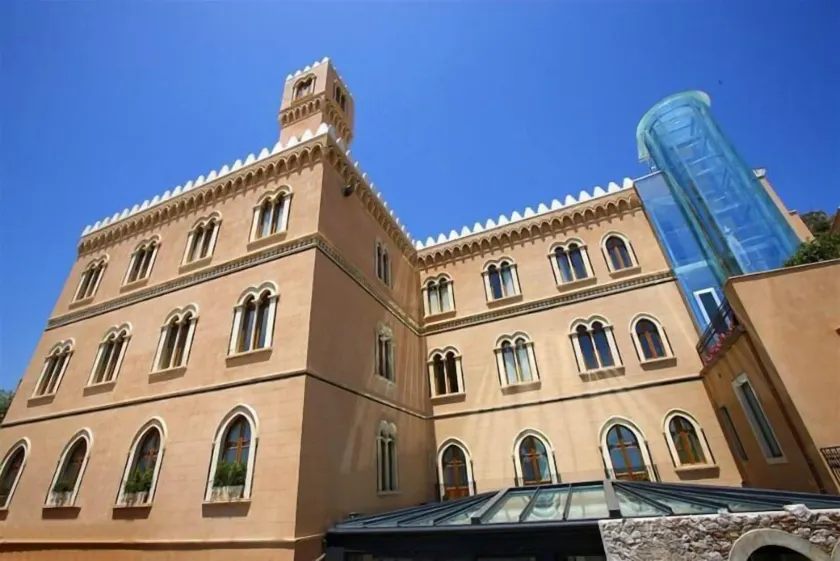 Palazzo Vecchio Taormina - Image 1