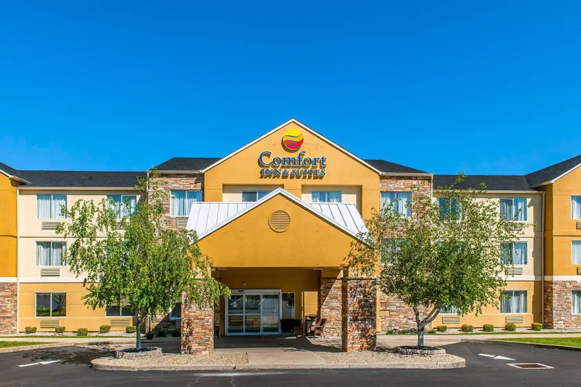 Comfort Inn & Suites Mount Sterling - Image 1