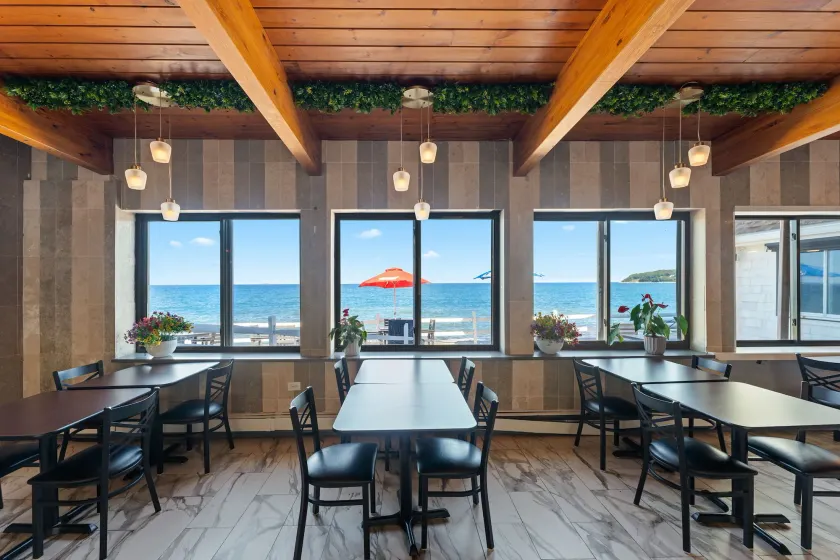 Pilgrim Sands on Long Beach - Image 1
