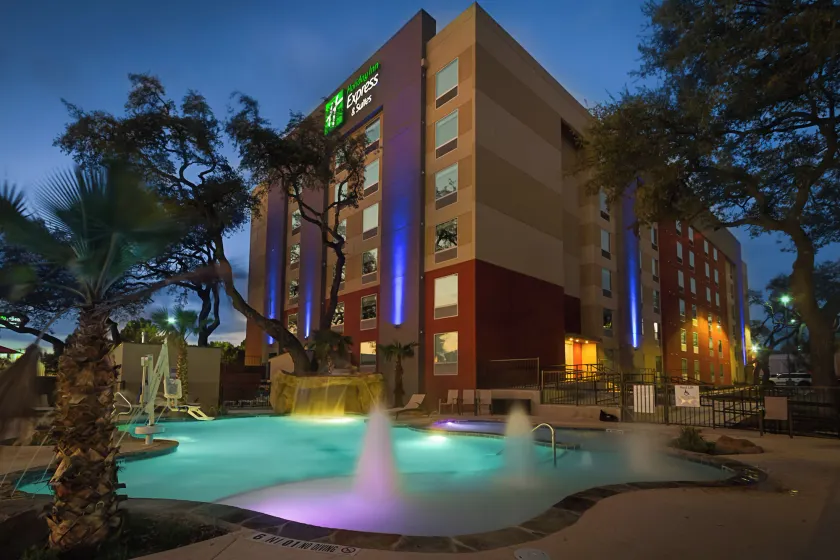 Holiday Inn Express & Suites San Antonio Medical - Six Flags by IHG - Image 1