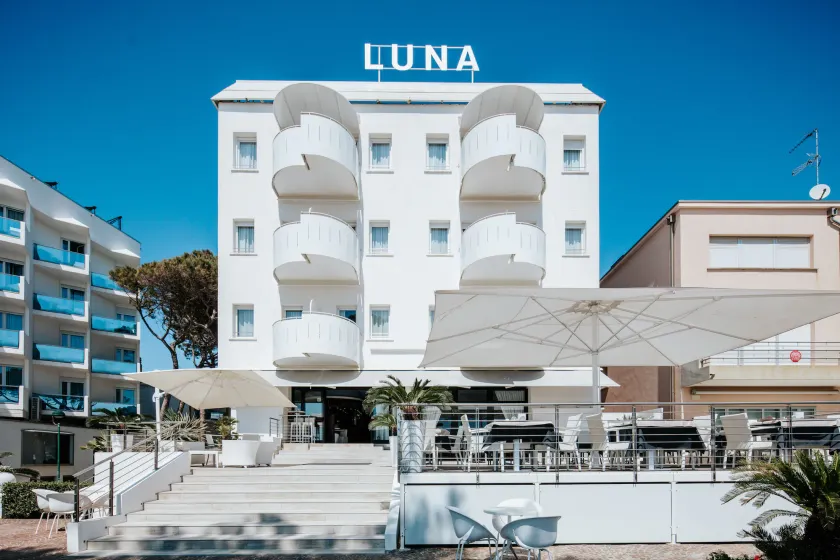 Hotel Luna - Image 1