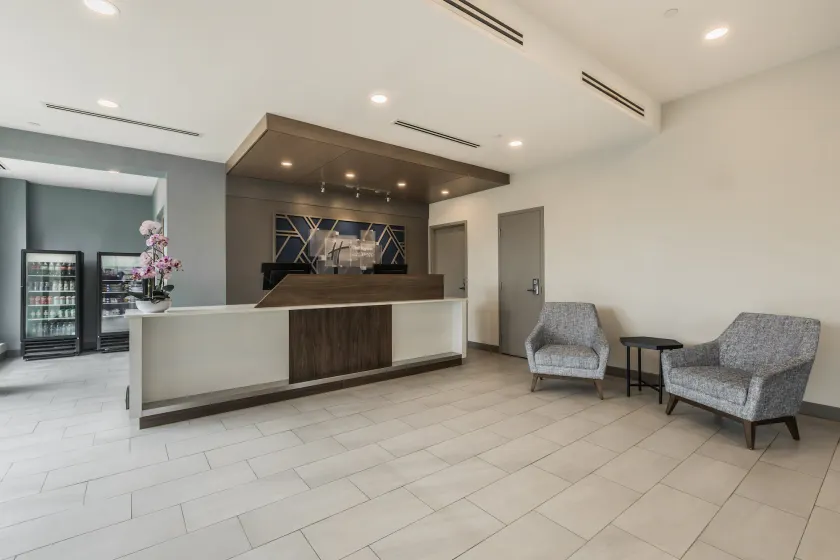 Holiday Inn Express Toronto-North York by IHG - Lobby