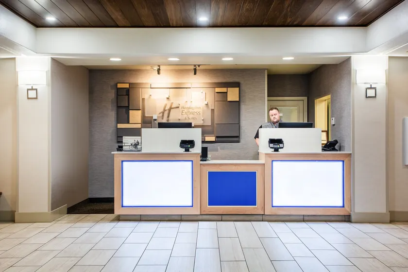 Holiday Inn Express Hotel & Suites Lewisburg by IHG - Image 1