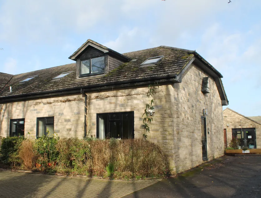 Castle View Annex - Image 1