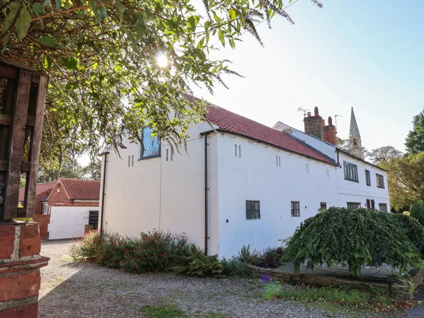 Old Roost Farmhouse - Image 1