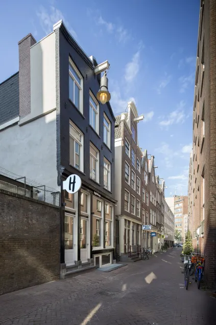 The Highland House - Image 1