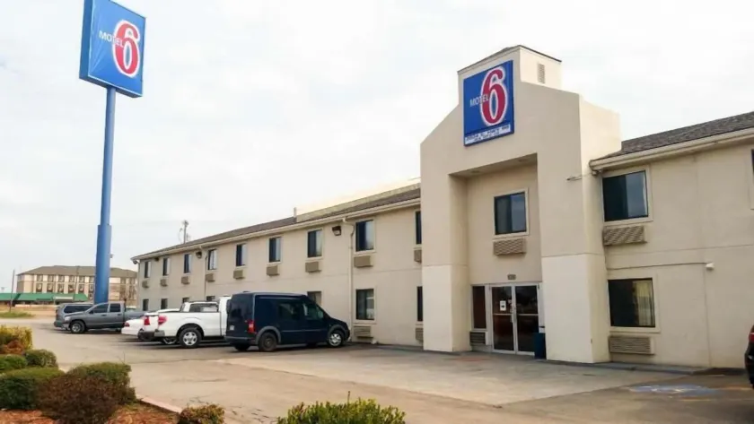 Motel 6 Elk City, Ok - Image 1