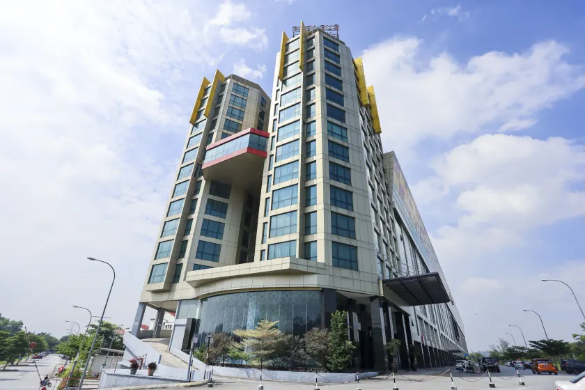 Pegasus Hotel Shah Alam - Image 1