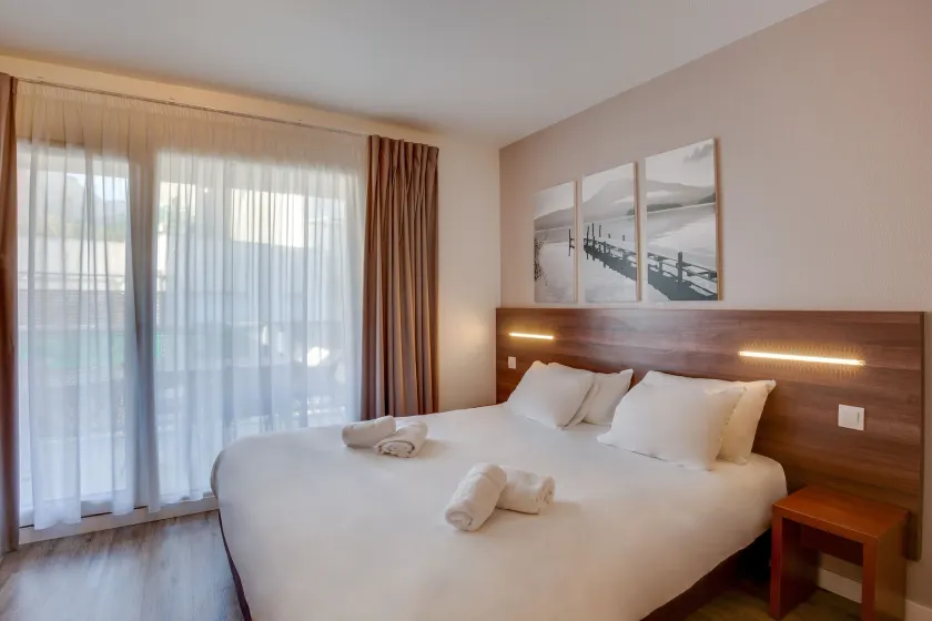 Residhotel Azurea Aix-les-Bains - Image 1