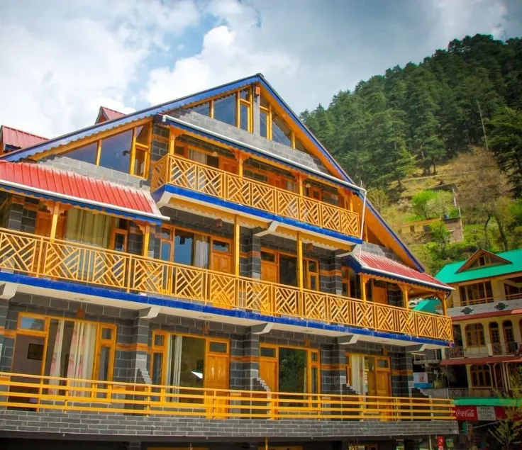 Cafe Saffron & Cottages - Image 1