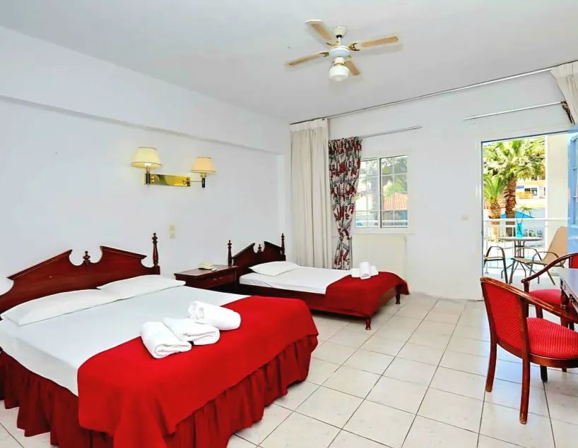 Dolphin Hotel - Image 1