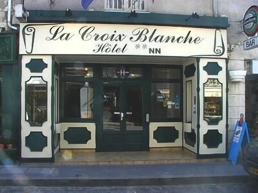 Hôtel La Croix Blanche Montrichard - Image 1