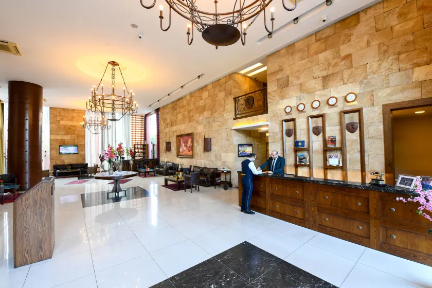 Reston Hotel - Reception