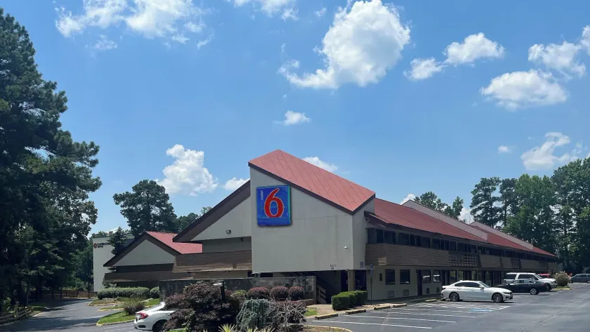 Motel 6 Smyrna, GA - Image 1