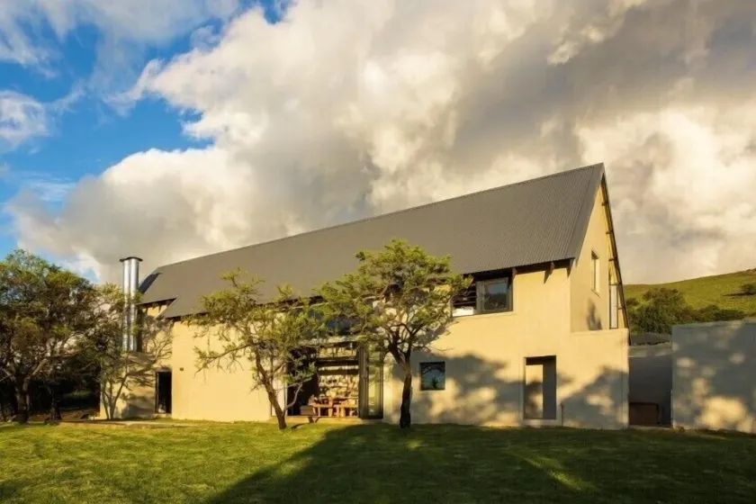 Mount High Luxury Country Estate - Image 1