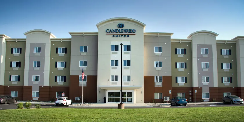 Candlewood Suites - Lancaster West by IHG - Image 1