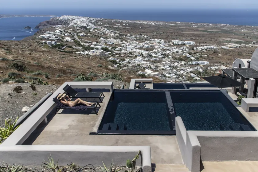 Nimbus Santorini - Image 1