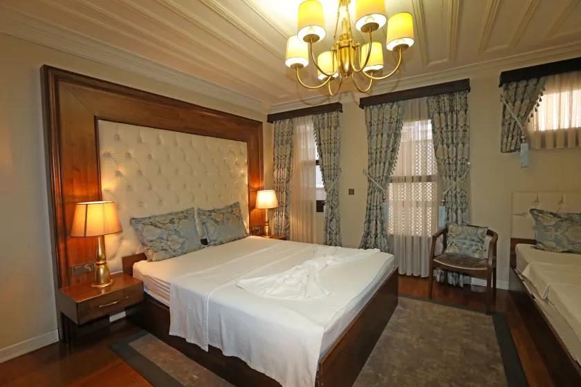 Mezzo Hotel - Image 1