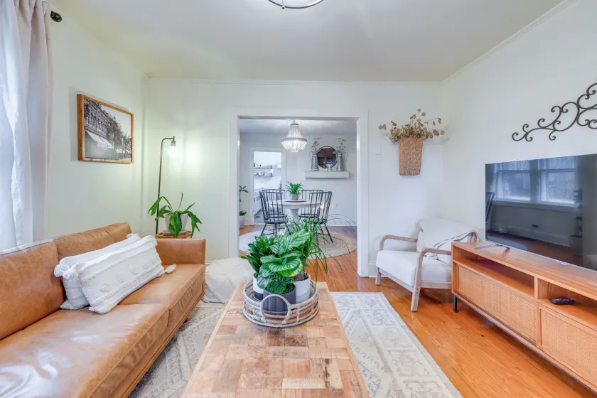 Charming Virginia Retreat w/ Covered Porch & Yard! - Image 1