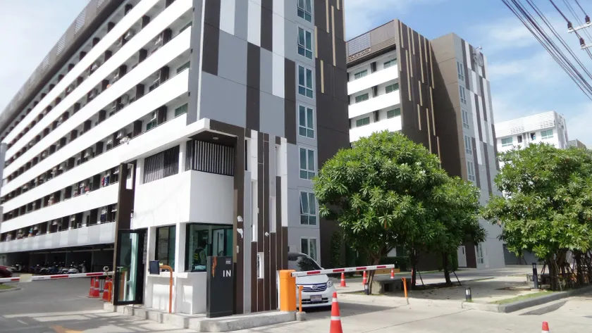 PLUM Condo Phaholyothin 89 - Image 1